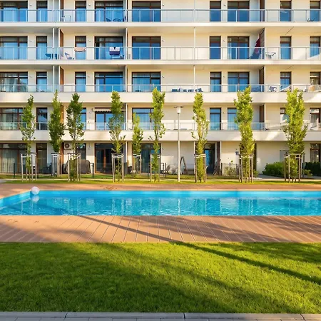 Apartman Seaside Ku Morzu 150m To The Beach, Swimming Pool